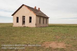 1154-0039-Abandoned-Ranch-House-On-85-Road