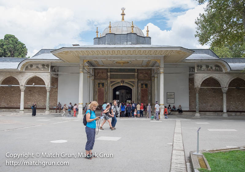 1798-0003-Angela-Outside-The-Topkapi-Palace | Photographer in Colorado