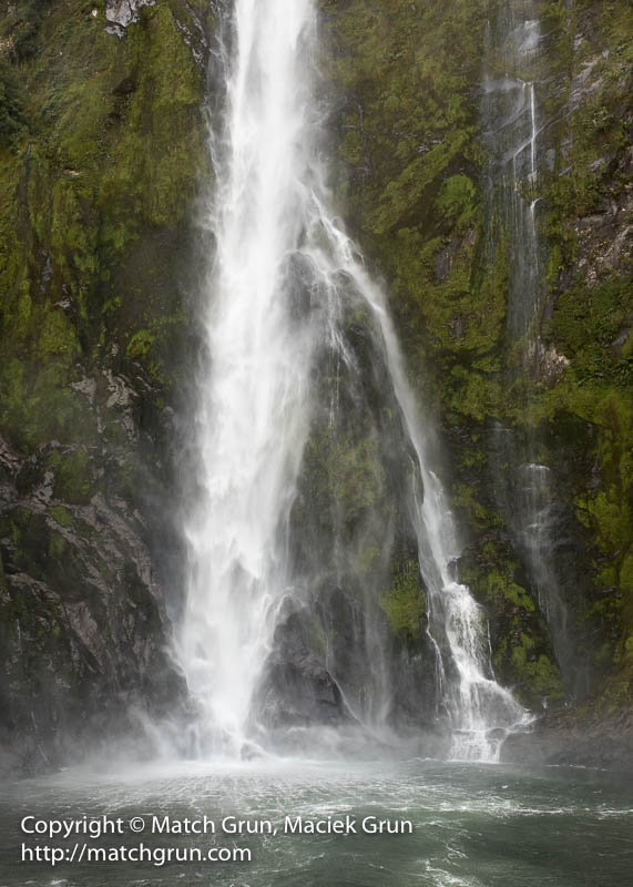 2294-0103-More-Waterfalls-In-Milford-Sound