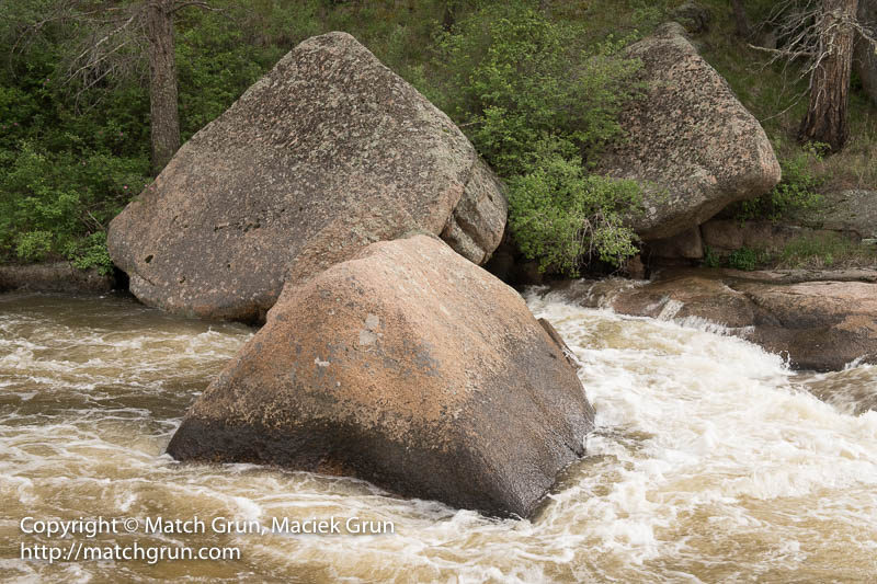 2330-0041-Turbuent-Water-Around-Giant-Boulder