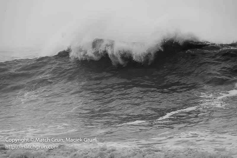 3054-0032-Wild-Seas-Reynisfjara