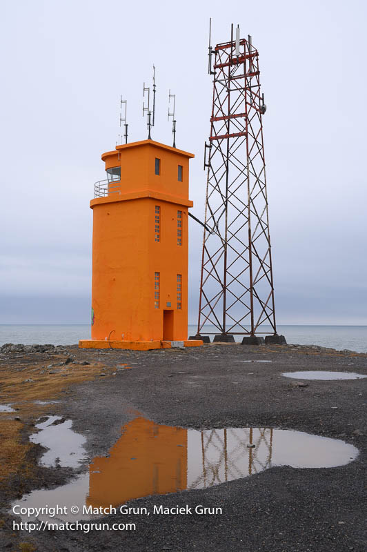 3076-0008-Lighthouse-And-Beacon-Southeast-Iceland