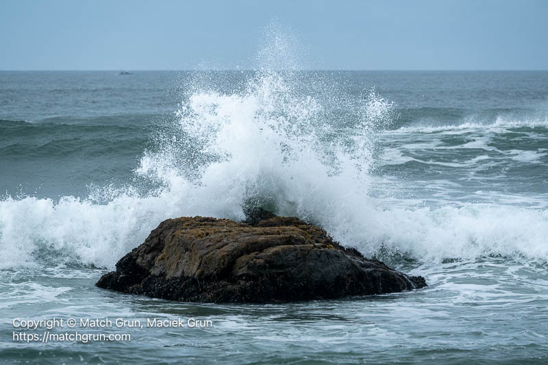 3278-0032-Crashing-Wave-Salmon-Creek