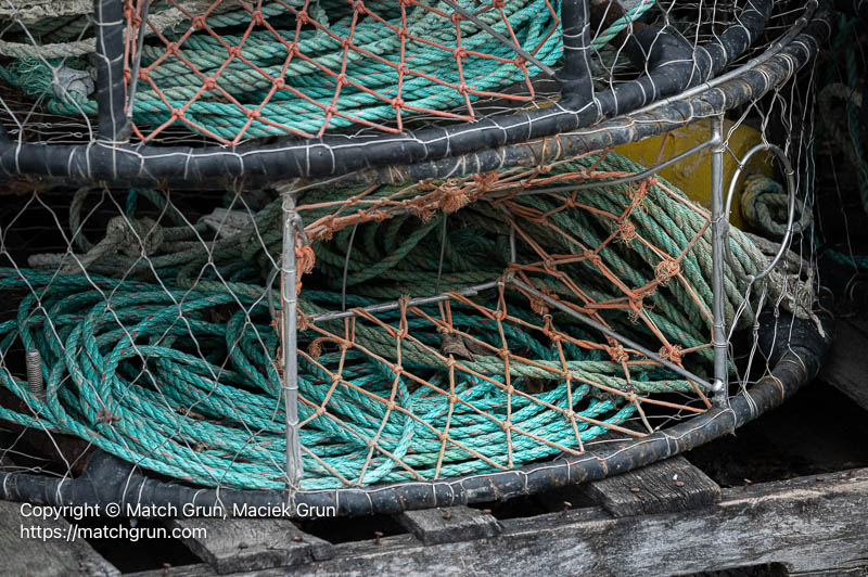 3280-0012-Fishing-Baskets-And-Ropes
