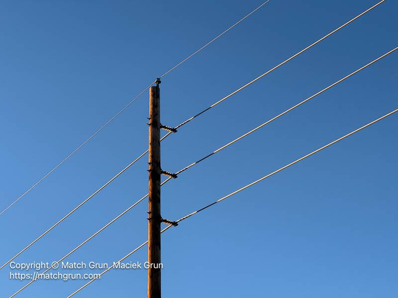 ip15-0021-Powerlines-At-Sunset